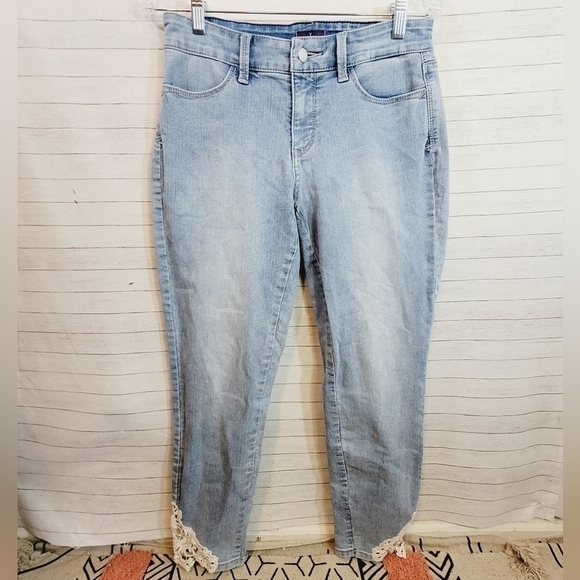NYDJ CROCHET LACE HEM ANKLE JEANS, SZ 4 - Picture 1 of 16